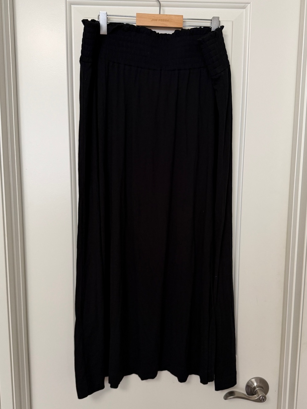 Penningtons Black Smocked-Waist Midi Skirt